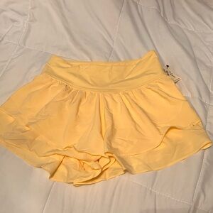 Aeropostale Light Yellow Women's Athletic Shorts